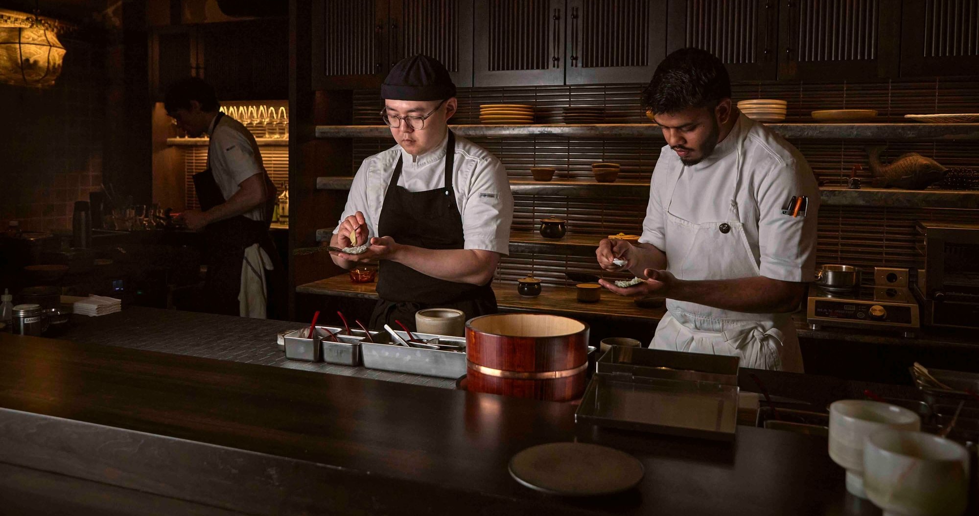 6a2b03c22d1b32567076f0ca_06_03_Midosuji_NewConcept_HandRolls_NP56 1-p-2000